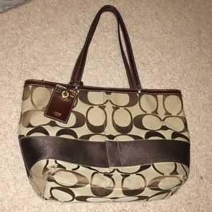 Coach bag- PRICE DROPPED